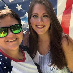 Meet your Posher, Whitney